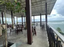 Galene Beach & Surf Hotel