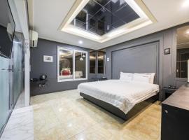 Songjeong Coco Hotel，位于釜山的酒店