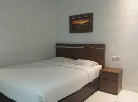 Hotel O Sunrise Garage Home