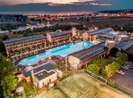 September Hotel Thessaloniki，位于塞萨洛尼基塞萨洛尼基机场 - SKG附近的酒店