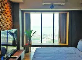 Newly Renovated 55th Floor Seaview Unit Pollux Batam