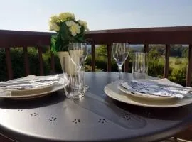Ruhige Ferienwohnung mit Fernblick