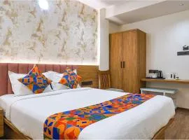 FabHotel Prime Shourya Residency - Nr Maharshi Karve Museum