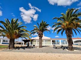 Monte da Pechincha - Casa de H&oacute;spedes & Spa，位于埃斯特雷莫斯的Spa酒店