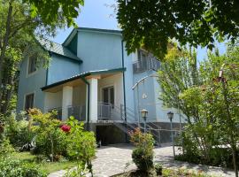 A house by the lake，位于Karsimaantkari的酒店