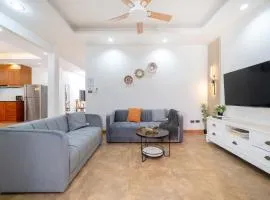 Private patong home 4BR Jazzuci and 3 BR minimal, pick the house before book