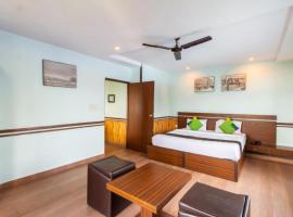 Hotel Gujarati Bhawan - Luxe Stay - Near Prem Mandir，位于范兰德凡的酒店