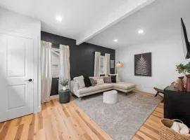 Charming Home in Cleveland 3219