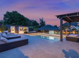 Blissfully Luxe Abode for Unforgettable Memories，位于布莱顿霍夫的酒店