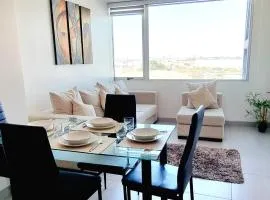 Dpto cerca de Aeropuerto con piscina y zona de trabajo