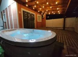 CASA CLIMATIZADA COM HIDROMASSAGEM PRÓXIMO BETO CARRERO E PRAIAS - Casa 1 DuMar Hospedagem