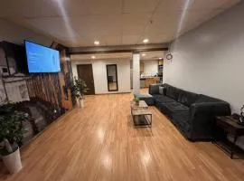 Spacious 3BR-3BA, Downtown Morgantown, Near WVU