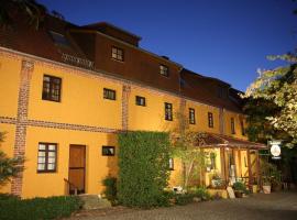 Hotel Wenzels Hof，位于Zwethau的酒店