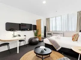 Murray St Urban Retreat