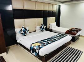 Hotel Caves INN Near IGI Airport Delhi，位于新德里的宠物友好酒店