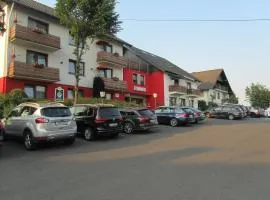 Land-gut-Hotel zur Burg Nürburg