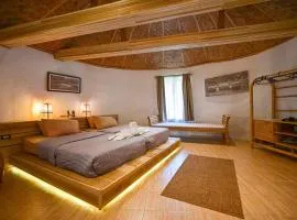 Daelorpu Mud house บ้านดิน แดลอปู