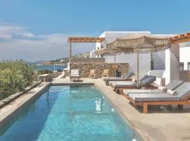 Trinity Mykonos - Villa & Beachfront Boutique Hotel