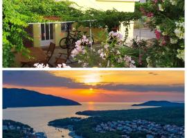 Holiday House Oleas Stari Grad Hvar - 2 Min To Center Ocean Bus Supermarket，位于斯塔里格勒的酒店