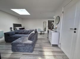 Park Lodge Retreat at Sidcup，位于锡德卡普的酒店