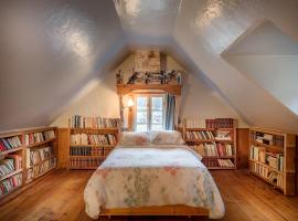 Ancestral Wooden Chalet - St-Gabriel de Brandon，位于Mandeville的酒店