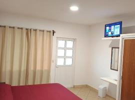 Cortes Hermanos，位于La Cal的酒店