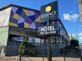 Essence Express Elizabeth EWR Airport，位于伊丽莎白的酒店