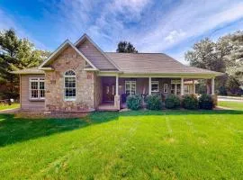 Luxurious Wooded Retreat