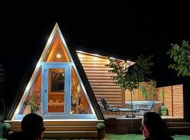 Honey Glamping Resort with jacuzzi