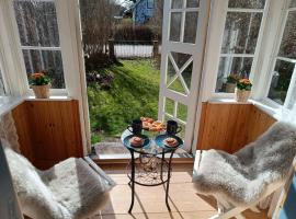 Cozy Garden Cottage，位于Broakulla的公寓