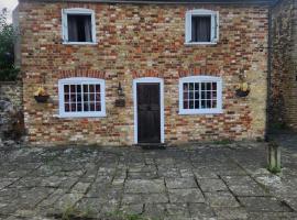 Quay Cottage in Sandwich, UK，位于桑德维奇的酒店