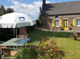 Chaulieu Gite near Sourdeval 50150 Normandy，位于Saint-Martin-de-Chaulieu的酒店
