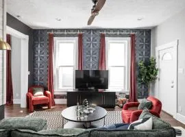 Beautiful House near downtown and fountain square 4BD BBQ Games FirePit