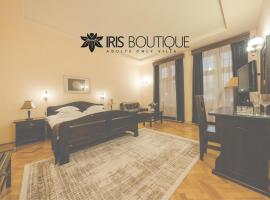 IRIS BOUTIQUE - Adults only villa，位于瓦特拉多尔内的酒店