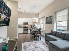 Charming 2BR Retreat Steps from the French Quarter