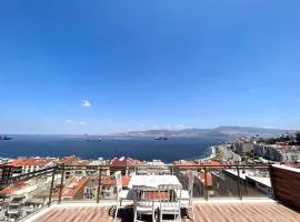 Stay in a House with Sea View in Historical Elevator Mansion