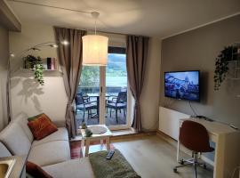 Oppheim Holiday Apartment，位于Øyjordi的酒店