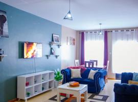 Kate Luxe Homes - 3 bedroom Unity homes along Ksm Eld highway，位于埃尔多雷特的酒店