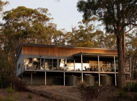 Your Bruny Island Beach Getaway，位于Dennes Point的酒店