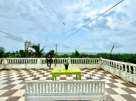 Dreamy Vibe Stays Morjim，位于North goa的酒店