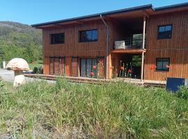 Ecogîtes Camparols，位于Prémian的酒店