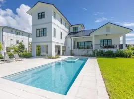 Brand New Catchlight House with Private Pool