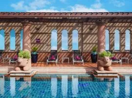 曼谷隆比尼公园皇冠假日酒店