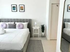 Comfortable Studio suites in downtown Doral