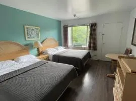 6267 Persepolis Inn