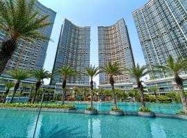 Gold Coast Apartment PIK Luxury Sea View by stay with E，位于雅加达的酒店