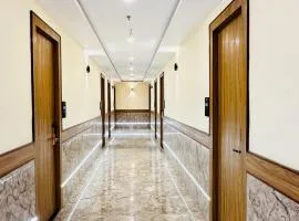 Hotel Breeze Bay BKC - Near US Embassy