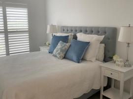 Hamptons Luxury，位于Aberglasslyn的酒店