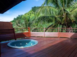 TeRai Legends Villa in Moorea wJacuzzi，位于帕佩托艾的酒店