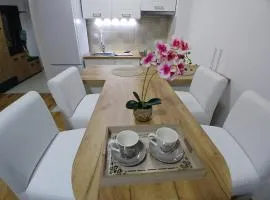 KEJ LUX Apartman
